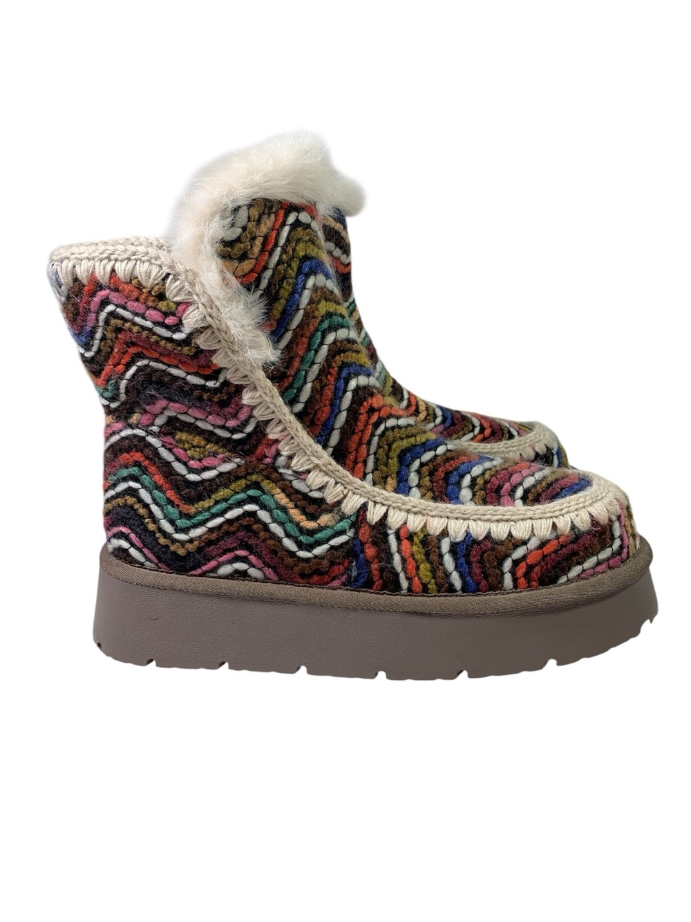 Oasis Society Faux Suede Fur Lined Shearling Trim Platform Winter Booties 9 NWOT - Picture 3 of 13